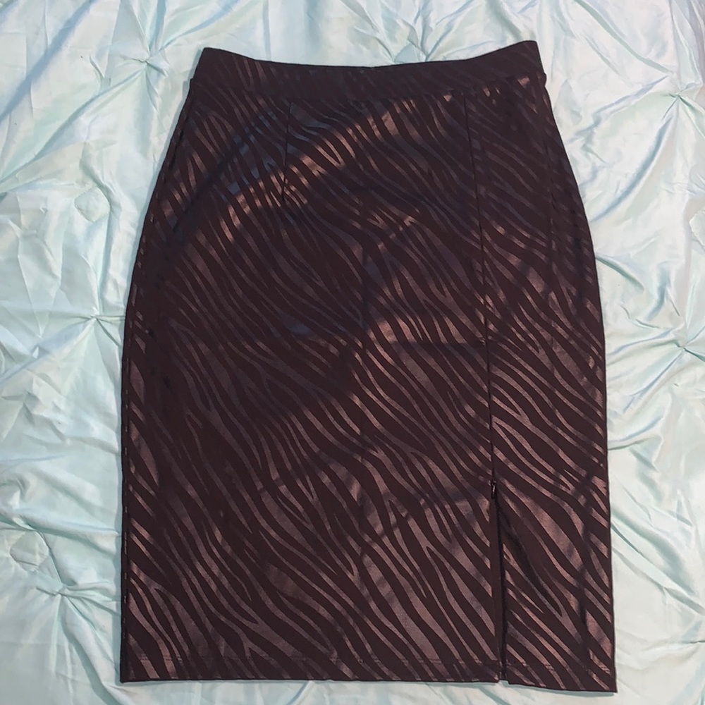 NWOT Large Zebra Side Slit Bodycon Midi Skirt